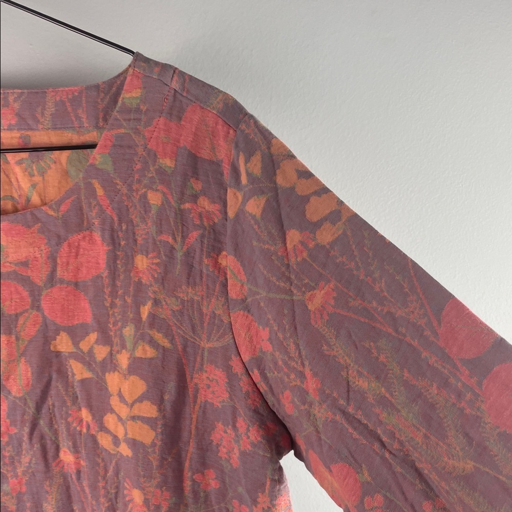 Floral Wrap-Style Wide Sleeve Top in Coral Pink Size L - Picture 8 of 12